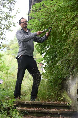 arealita-wir-schaufeln-den-weg-frei-symbolbild2