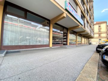 Business premises with great window front, 6020 Innsbruck, office/practice