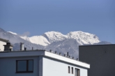 Aussicht auf den Berg Bettelwurf - 3-Zimmer-Wohnung Innsbruck nahe Klinik, Uni, Fa MED-EL, Einkaufszentrum WEST, HTL für Bau und Kunst, nebst Kindergarten