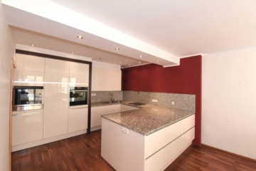 Altbauwohnung / Ordination / Praxis / Büro in Hall in Tirol € 3.216/m², 6060 Hall in Tirol, Etagenwohnung